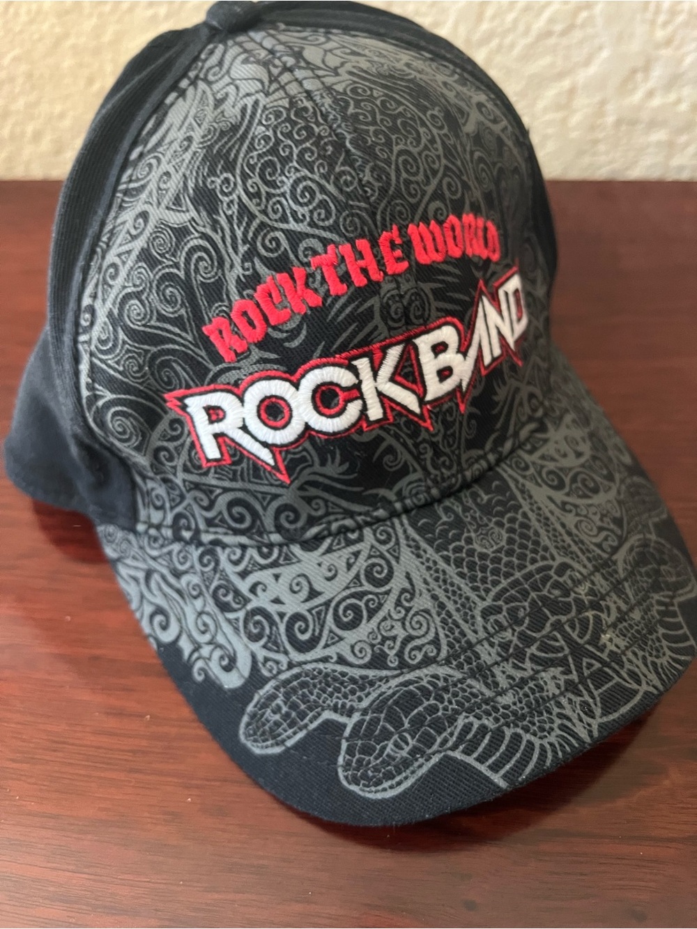 Rock Band 2008 Rock the‎ World Black Gray Red Patterned Music Baseball Hat Cap